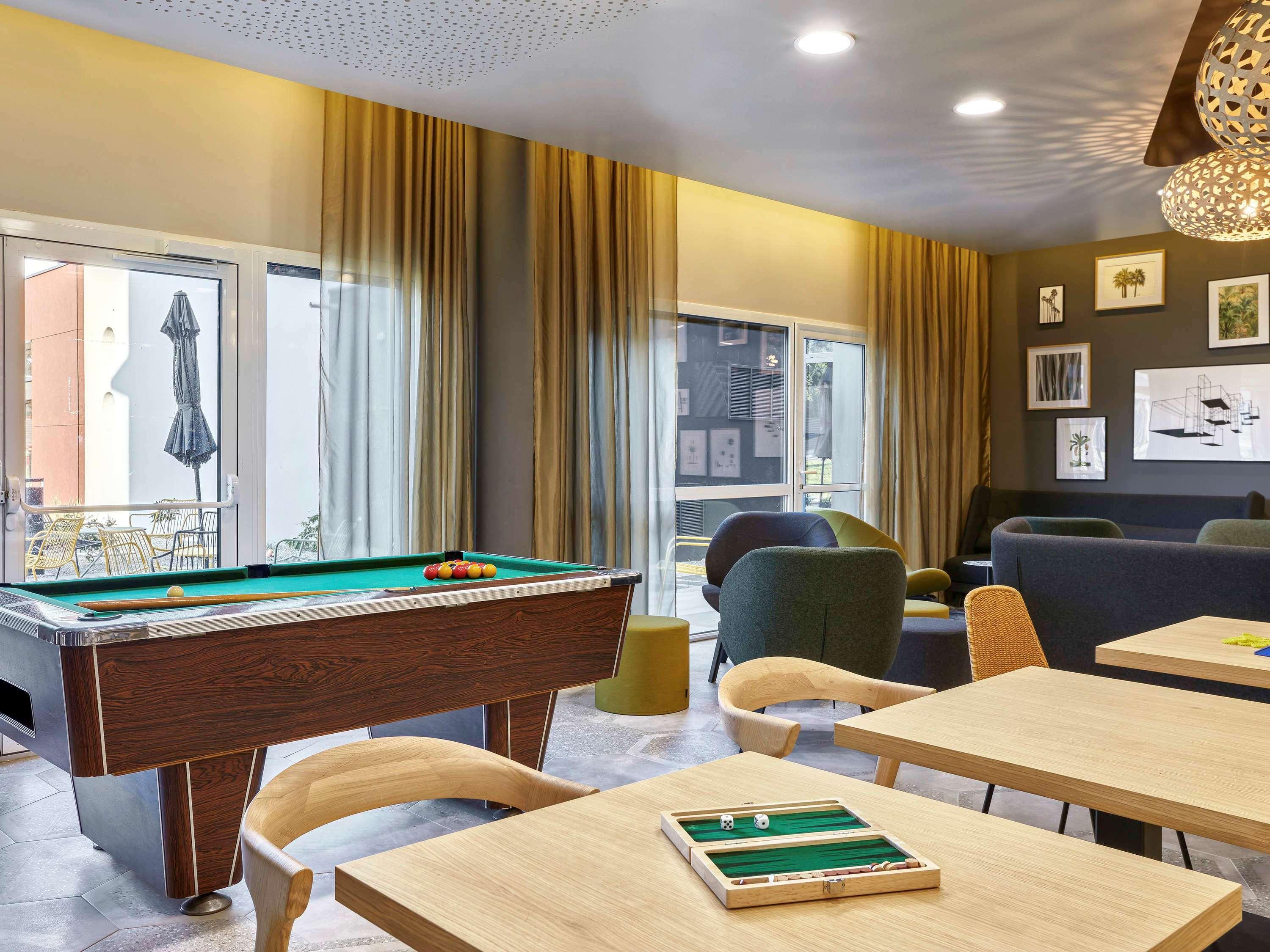Aparthotel & Spa Adagio Ванн Экстерьер фото