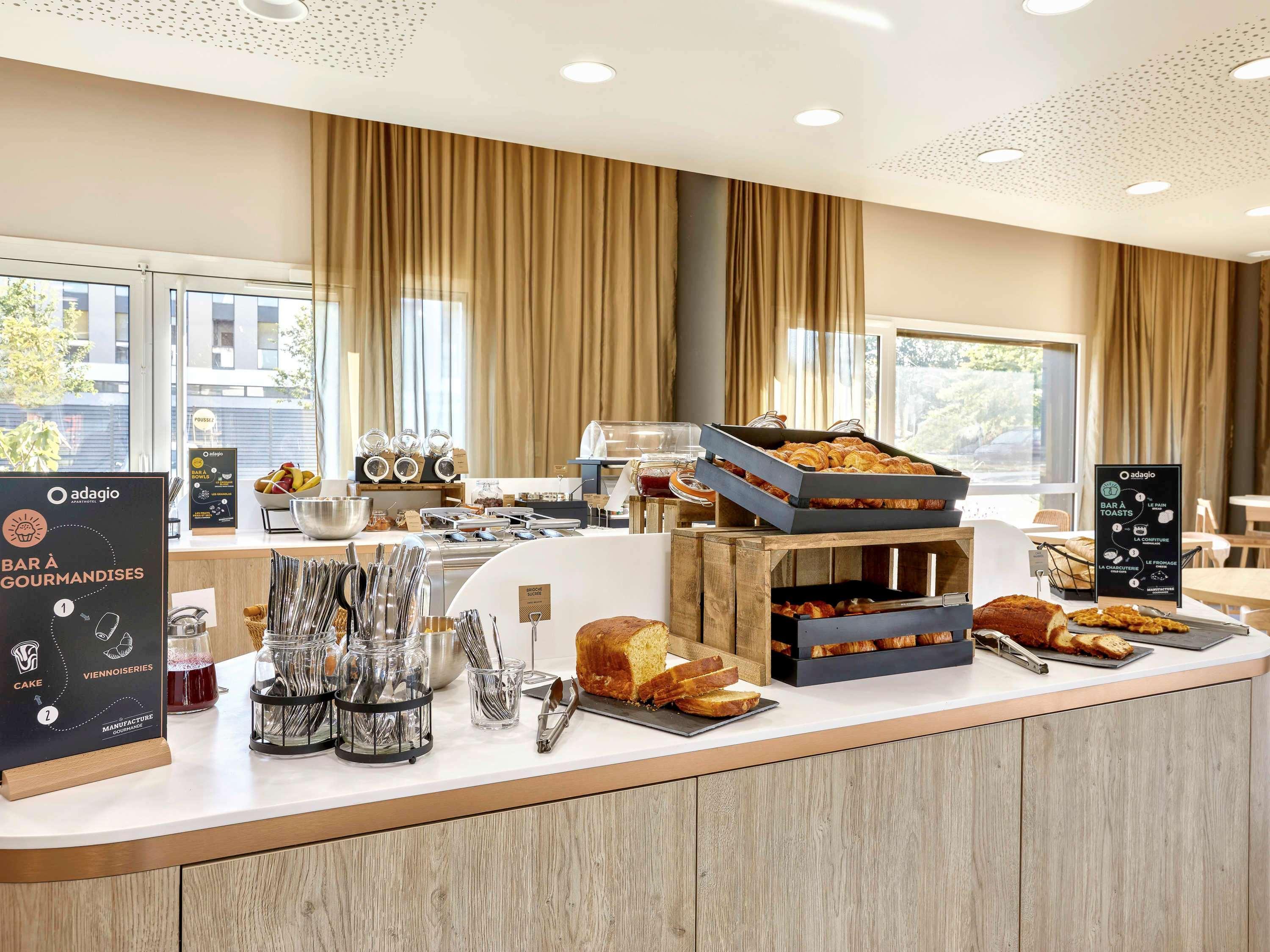 Aparthotel & Spa Adagio Ванн Экстерьер фото